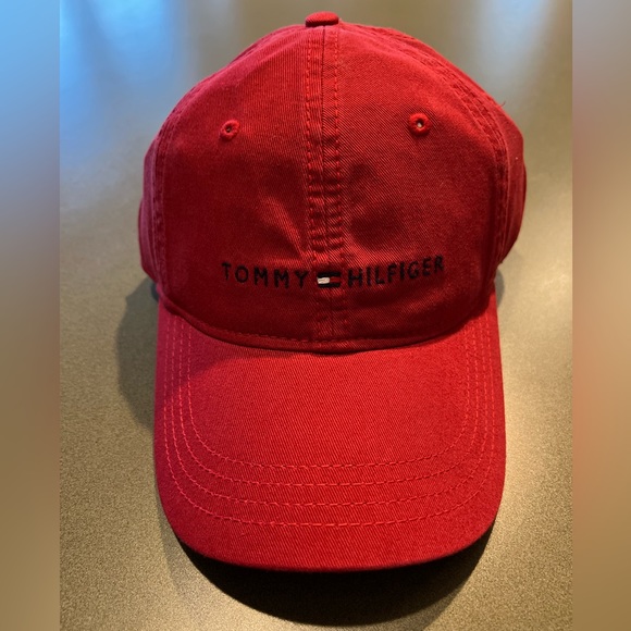 Tommy Hilfiger NWT Adjustable Cotton Baseball Cap - Picture 1 of 7